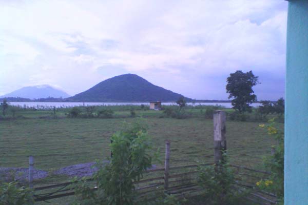 Baranti-Lake-Hill-Resort